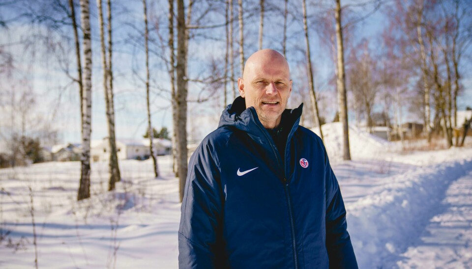 Landslagssjef Ståle Solbakken tok ut sin første landslagstropp hjemme på Hamar fredag. Landslagssjef Ståle Solbakken tok ut sin første landslagstropp hjemme på Hamar fredag.