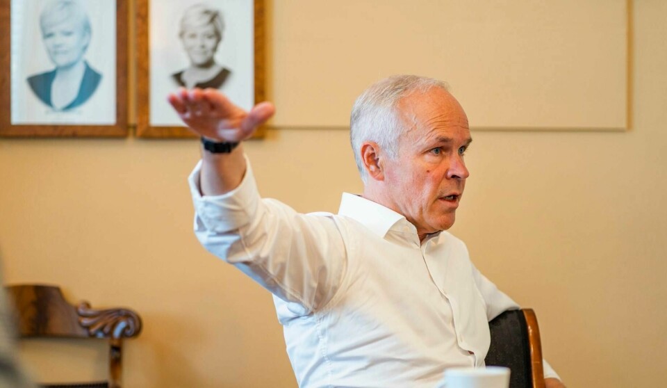 Finansminister Jan Tore Sanner (H) skal bl.a. i revidert nasjonalbudsjett tirsdag stake ut Norges vei ut av koronakrisen.
