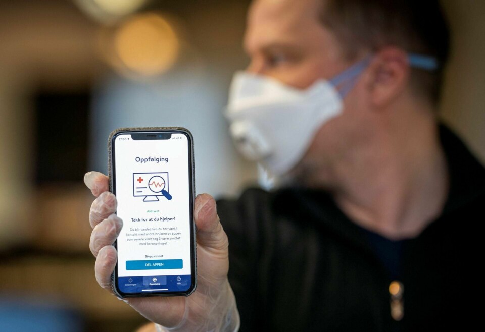 Folkehelseinstituttets nye app smittestopp for smittesporing ble lansert 16. april. Appen skal hjelpe myndighetene med smittesporing. Foto: Heiko Junge/NTB scanpix