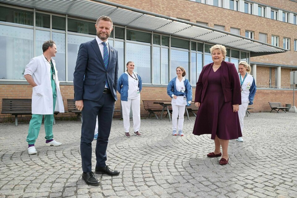 Statsminister Erna Solberg og helseminister Bent Høie lover mer penger til sykehus. Og til flyplasser. Foto: Ørn E. Borgen/NTB scanpix