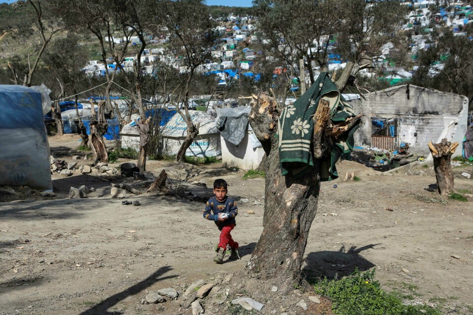 En ung gutt i Moria-leiren på Lesvos i mars i år.