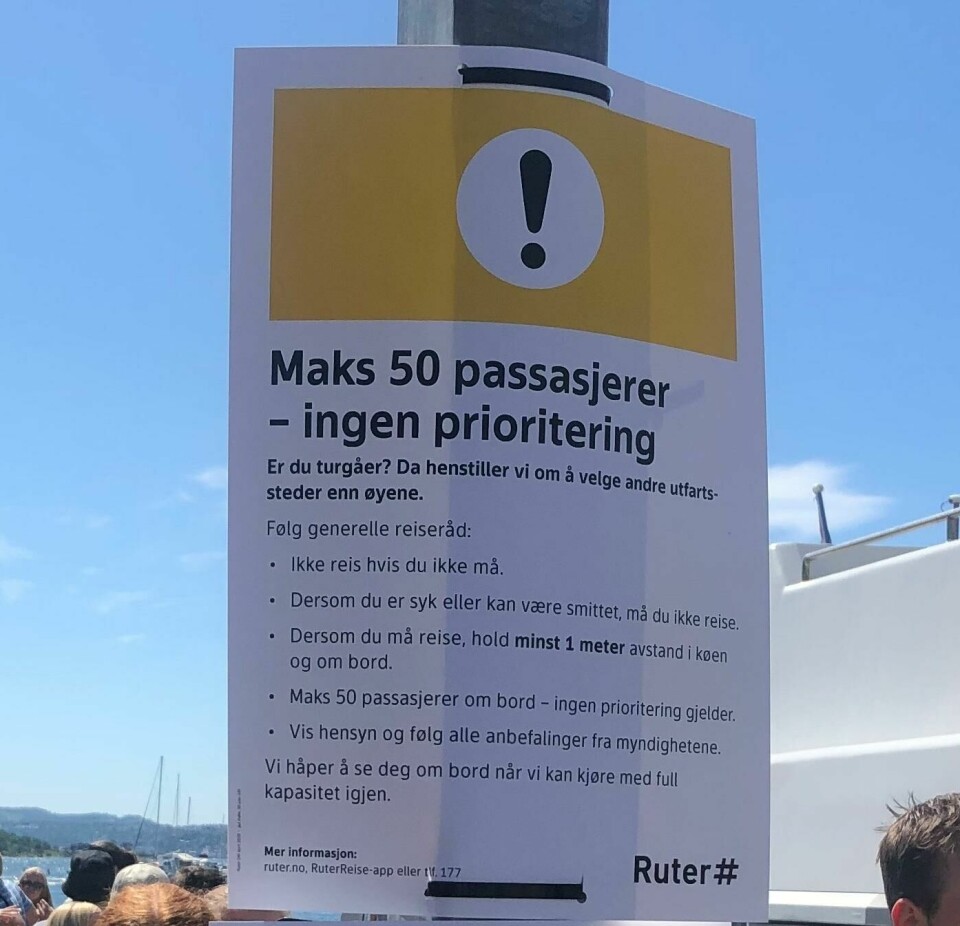 Full ferjekø på Aker Brygge i Oslo ###