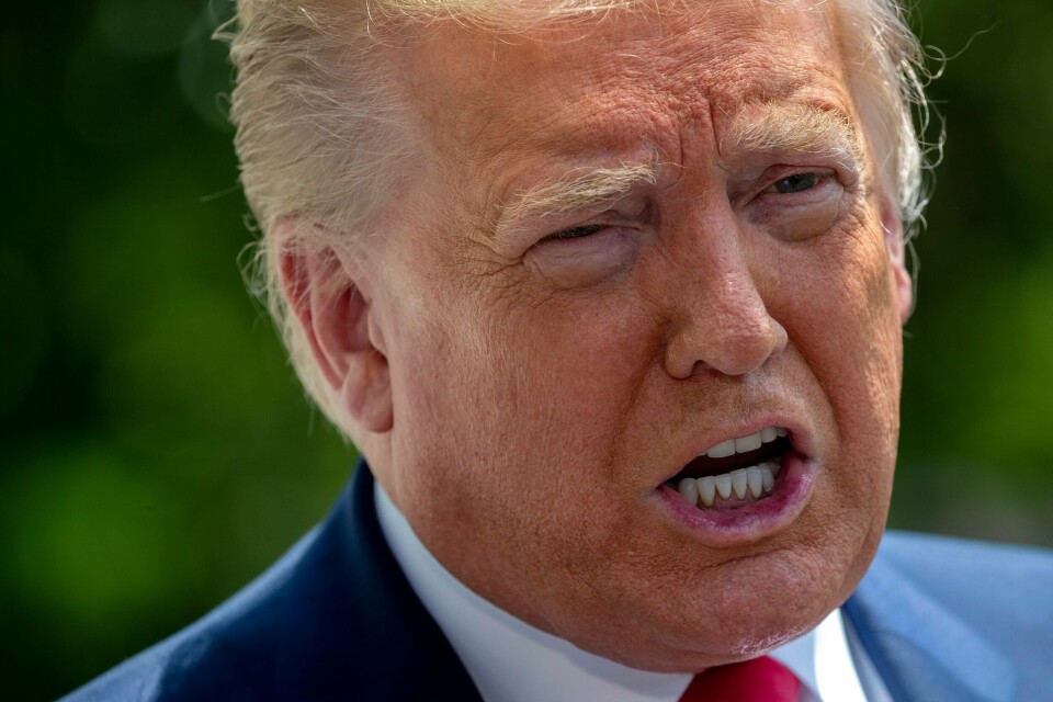 – Vi har vårt militære klart, villig og i stand, sa Trump før han lørdag dro til Florida for å følge oppskytningen av SpaceX-raketten.