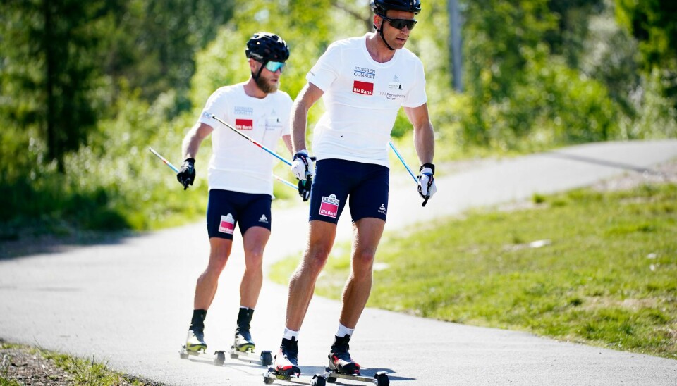 Niklas Dyrhaug og Martin Johnsrud Sundby på trning i Trondheim torsdag.
