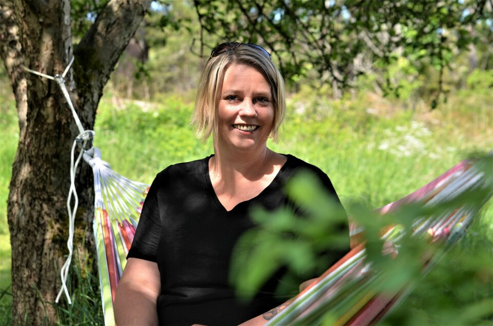 Hege Hansen har stått fram som lesbisk i voksen alder og blogger om livet som skeiv og mamma til fem. – For ti år siden hadde jeg ikke våget å dra i gang bloggen, nå er jeg trygg på hvem jeg er, smiler 41-åringen.