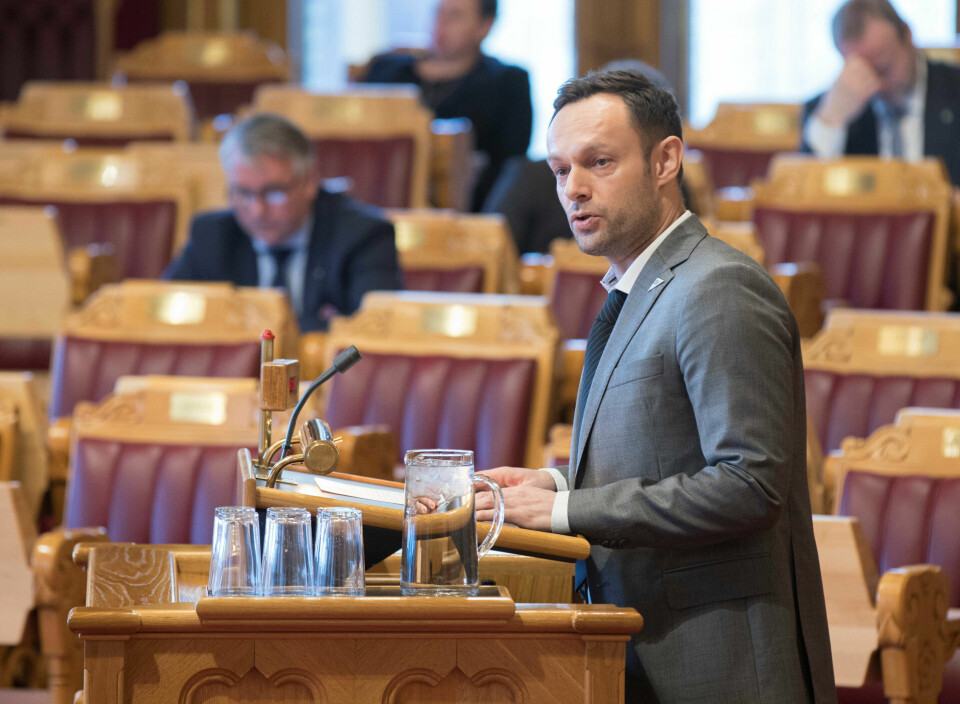VIL SE: Torgeir Knag Fylkesnes og SV har fremmet forslag om åpenhet. VIL SE: Torgeir Knag Fylkesnes og SV har fremmet forslag om åpenhet.