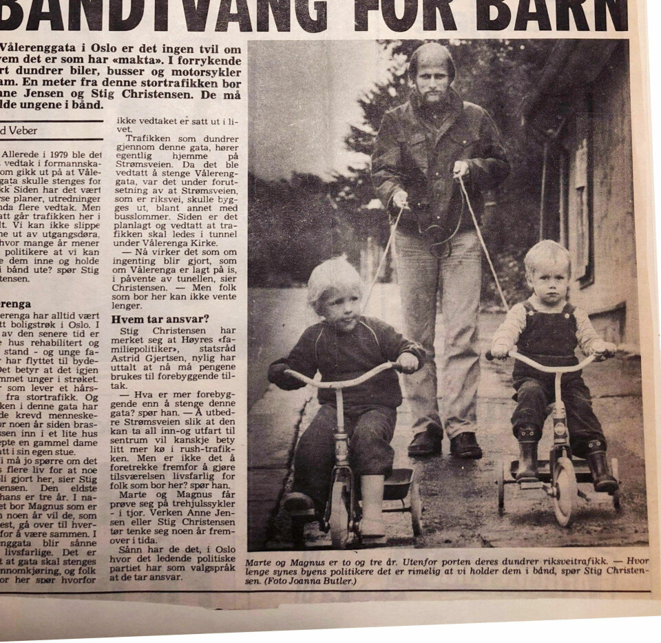 «bilene har makta»: I Arbeiderbladet i 1983 var også trafikksituasjonen på Vålerenga et tema. Foto: Marte Christensen «bilene har makta»: I Arbeiderbladet i 1983 var også trafikksituasjonen på Vålerenga et tema. Foto: Marte Christensen