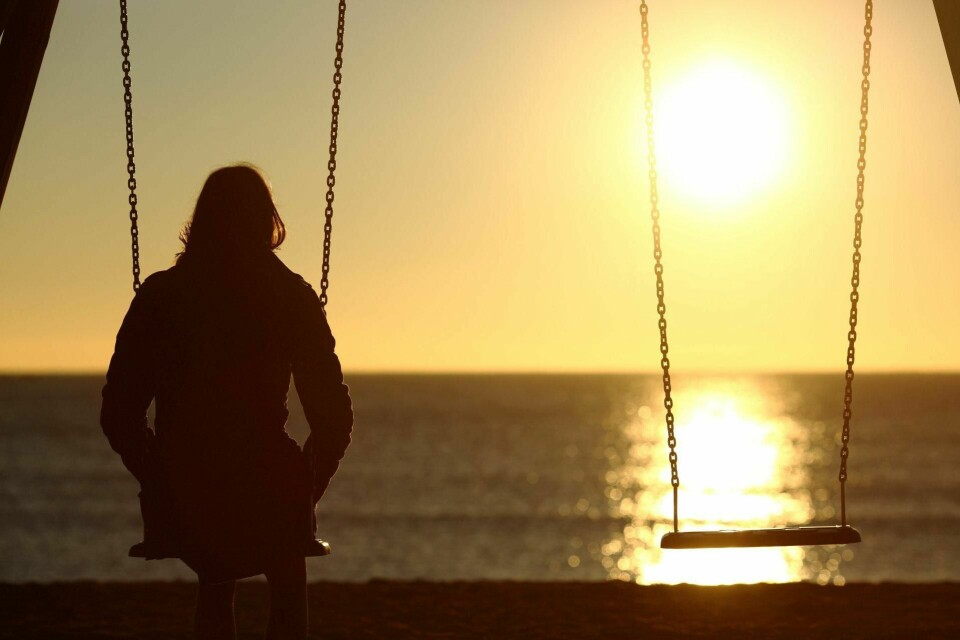 STIGMA: De fleste foreldre ønsker det beste for sine barn. Men det mange opplever er å mangle verktøy, nettverk og mulighet til å klatre ut av de sosiale normene som skaper stigma og skam, skriver innleggsforfatterne. FOTO: ANTONIO GUILLERN/ISCTOCK