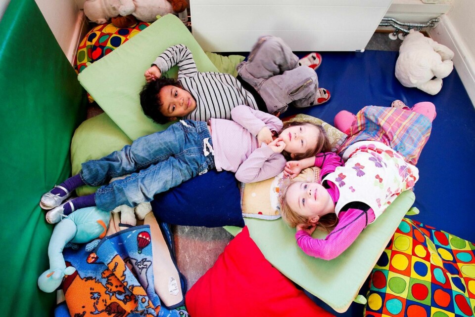 GRATIS: Med all kunnskap vi har om viktigheten av ferdigheter ervervet i småbarns-årene, er det på tide at barnehagen blir sett på som en like viktig utdanningsinstitusjon som skolen, skriver kronikkforfatterne. FOTO: ARNE OVE BERGO