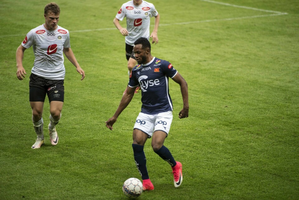 Både Rosenborg og Molde skal ha lagt inn på på Samuel Adegbenro.