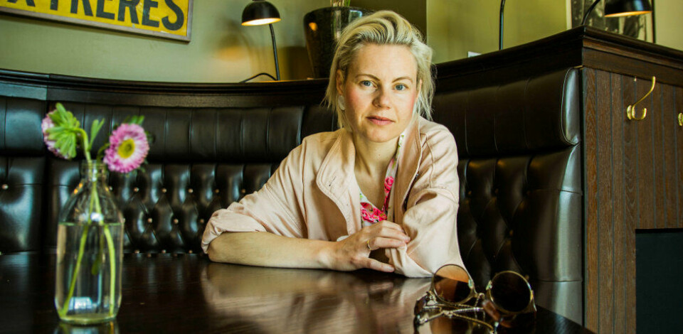 Billie Van kommer med albumet «Pure Emotions» i september, men mange av låtene vil allerede bli urframført på årets Øyafestival. Når hun ikke jobber med plata, tenker hun på hvordan hun kan gjøre verandaen finere. FOTO: IDA MADSEN HESTMAN Billie Van kommer med albumet «Pure Emotions» i september, men mange av låtene vil allerede bli urframført på årets Øyafestival. Når hun ikke jobber med plata, tenker hun på hvordan hun kan gjøre verandaen finere. FOTO: IDA MADSEN HESTMAN