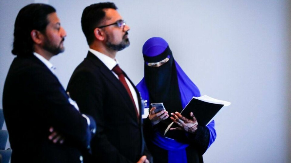 Generalsekretær i Islamsk Råd, Mehtab Afsar (t.v.), møter tøff kritikk. Her er han med IRNs styreleder Zaeem Shaukat og administrasjonskonsulent Leyla Hasic.