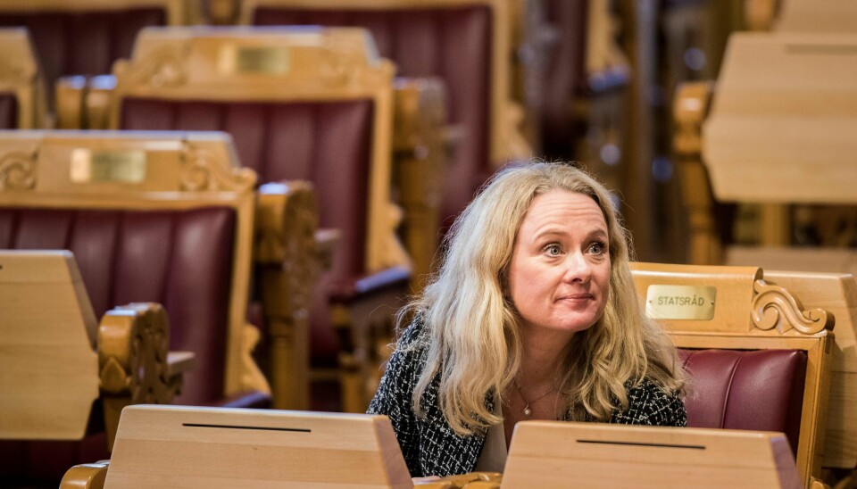 Arbeids- og sosialminister Anniken Hauglie leder departementet som nå innfører en rekke endringer fra nyåret.