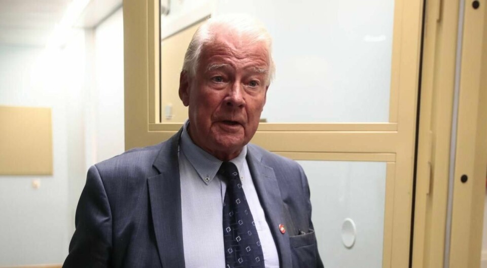 Tidligere Frp-leder Carl I. Hagen mener alle statsråder og embetsmenns befatning med Navs trygdepraktisering må etterforskes.