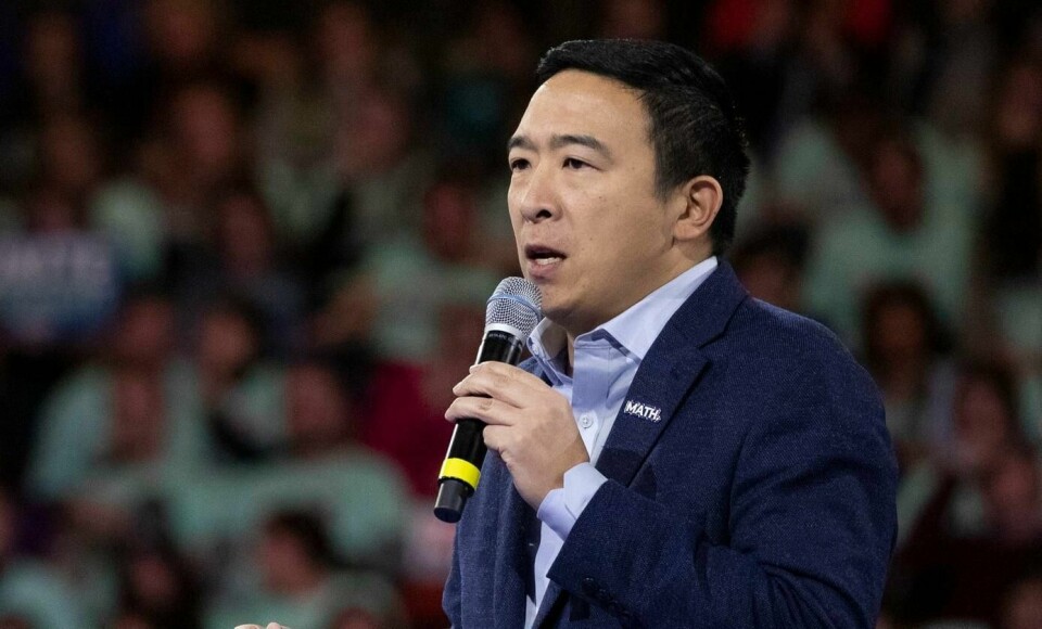 Andrew Yang gir opp kampen om å bli Demokratenes presidentkandidat.