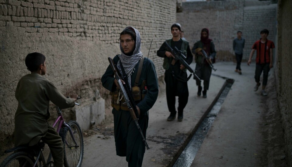 Taliban lover å gjøre alt for å bekjempe IS i Afghanistan, men utelukker et samarbeid med USA om dette. Taliban lover å gjøre alt for å bekjempe IS i Afghanistan, men utelukker et samarbeid med USA om dette. Foto: AP / NTB