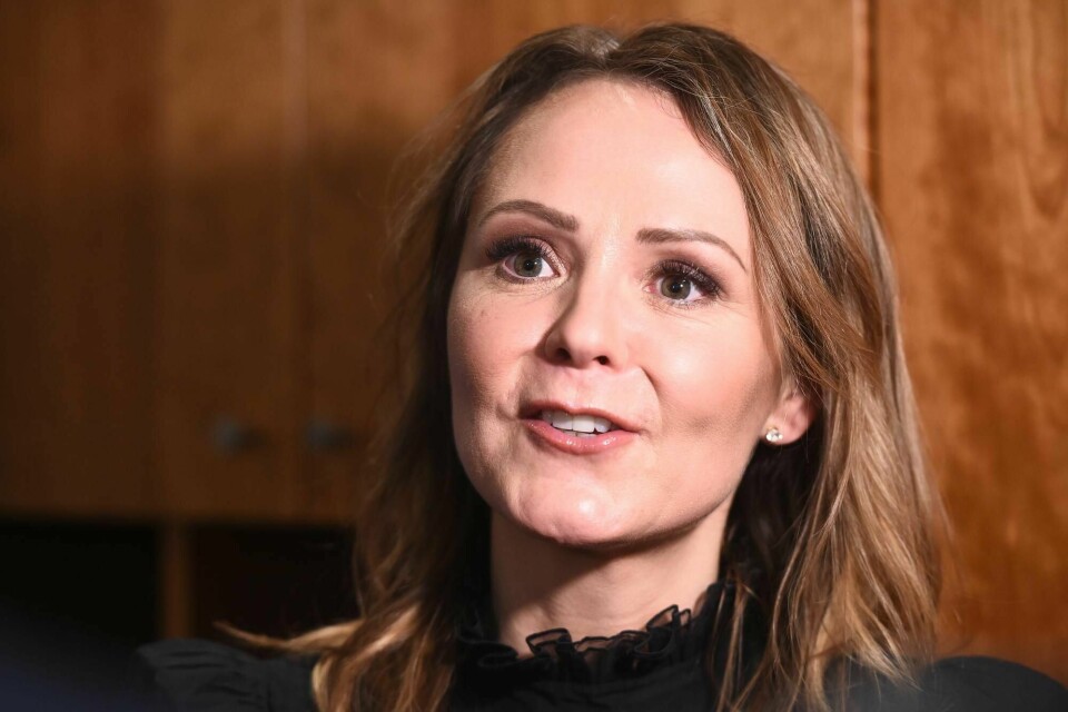 Sp mener Linda Hofstad Hellelands distrikts- og digitaliseringsdepartement er vanskelig å forholde seg til, all den tid ministeren ikke har makt eller penger til å gjøre noe med distrikspolitikken.