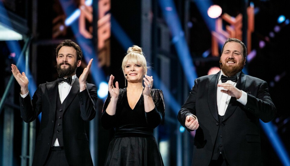 Programlederne Kåre Magnus Bergh, Ingrid Gjessing Linhave og Ronny Brede Aase leder showet under finalen i Melodi Grand Prix i Trondheim spektrum. Her fra generalprøven før showet.