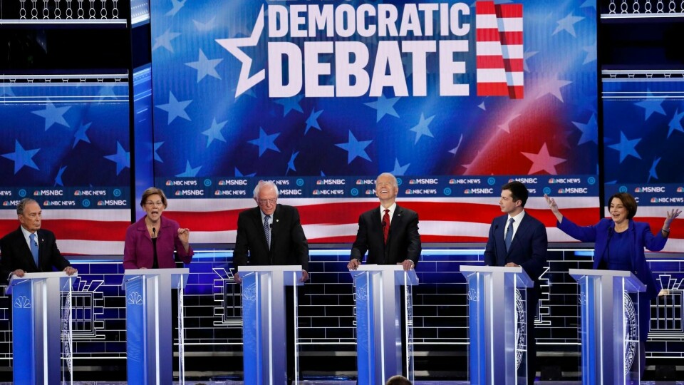 Kvinnen fikk mest taletid i Demokratenes TV-debatt i Las Vegas onsdag, og milliardæren Michael Bloomberg (t.v.) ble angrepet for det meste han har gjort, gjør og eier. Videre Elisabeth Warren, Bernie Sanders, Joe Biden, Pete Buttigieg og Amy Klobuchar.