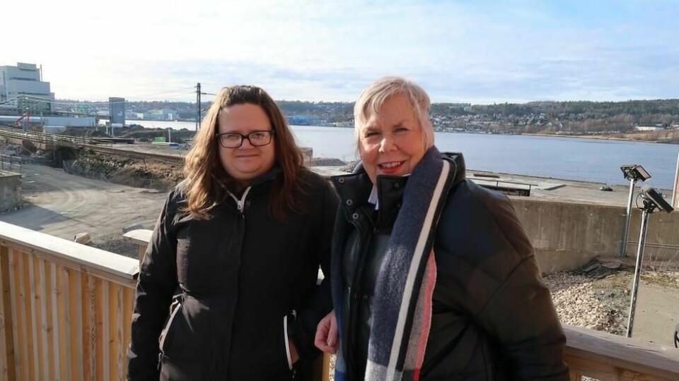 Lill Harriet Johansen (t.v.) og Hanne Luthen var blant initiativtakerne til 8. mars-feiringen i Moss.