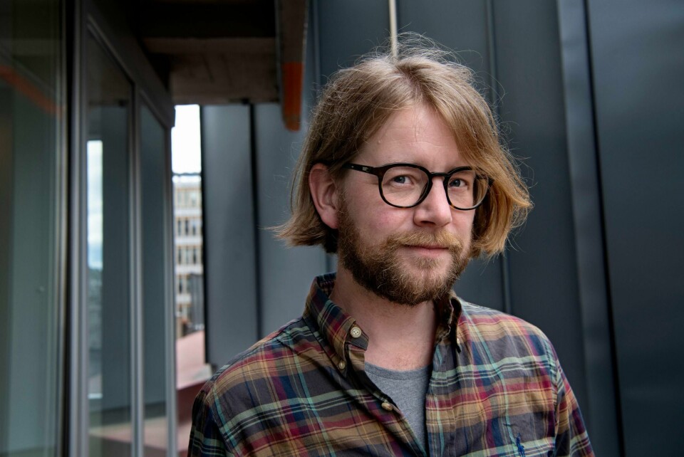 Nils Henrik Smith skriver om straffesparkets historie i sin nye bok. Der kobler han dem også opp mot samfunnsendringer.