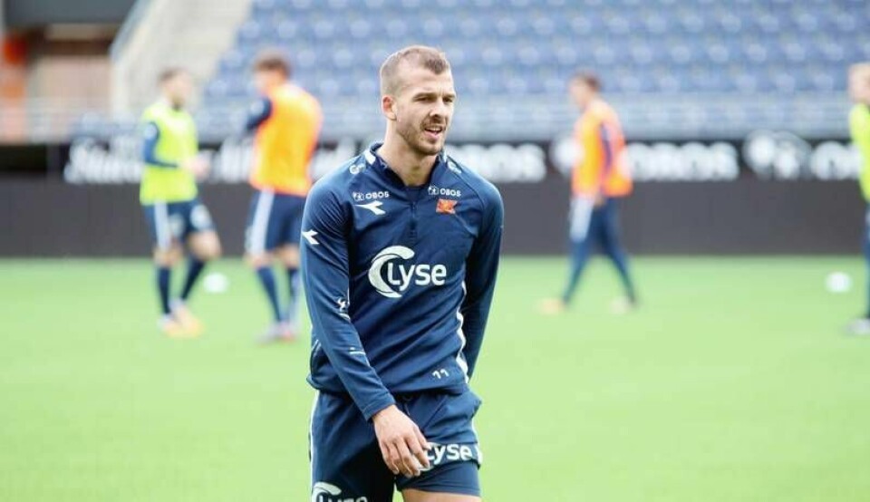 Den generelle anbefalingen fra Avinor er at kun reisende skal være på flyplassen. Dermed blir det ingen stor mottakelse for Zlatko Tripic. Zlatko Tripic