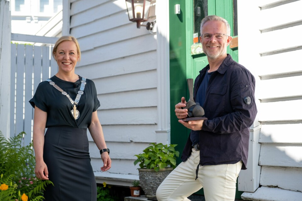 Tore Renberg er tildelt Rogaland fylkeskommunes kulturpris 2021. Her sammen med fylkesordfører Marianne Chesak. Tore Renberg er tildelt Rogaland fylkeskommunes kulturpris 2021. Her sammen med fylkesordfører Marianne Chesak.