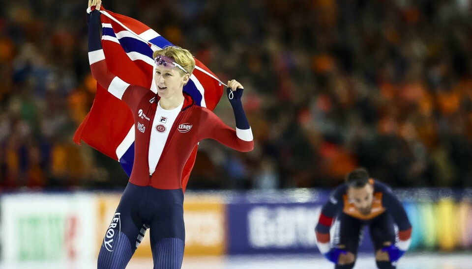 Peder Kongshaug ble Norges første europamester på 1500 meter i skøyter enkeltdistanser. Han slo tittelforsvarer Kjeld Nuis med ni hundredeler. Peder Kongshaug ble Norges første europamester på 1500 meter i skøyter enkeltdistanser. Han slo tittelforsvarer Kjeld Nuis med ni hundredeler.