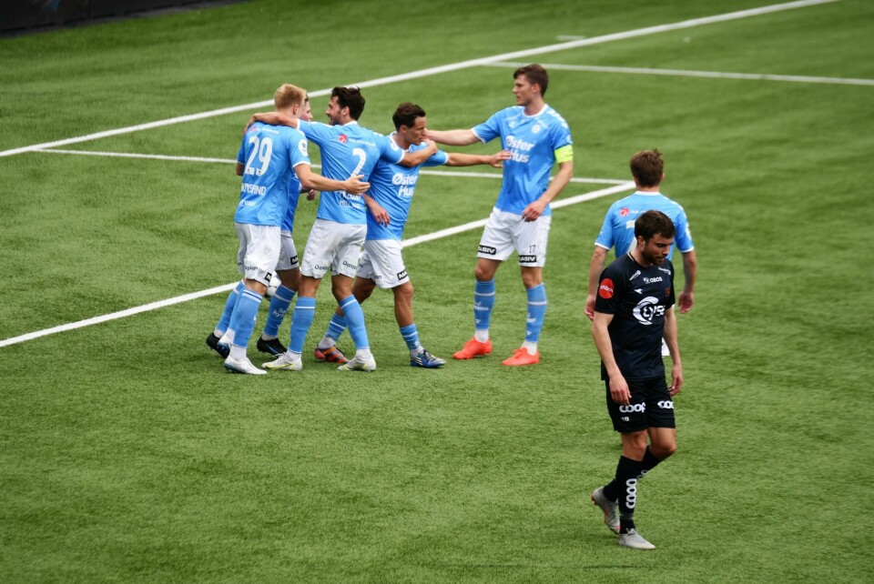 Sandnes Ulf har gjort det bedre enn Viking på fair play-tabellen. Her fra en treningskamp mellom lagene. Tommy Høiland
