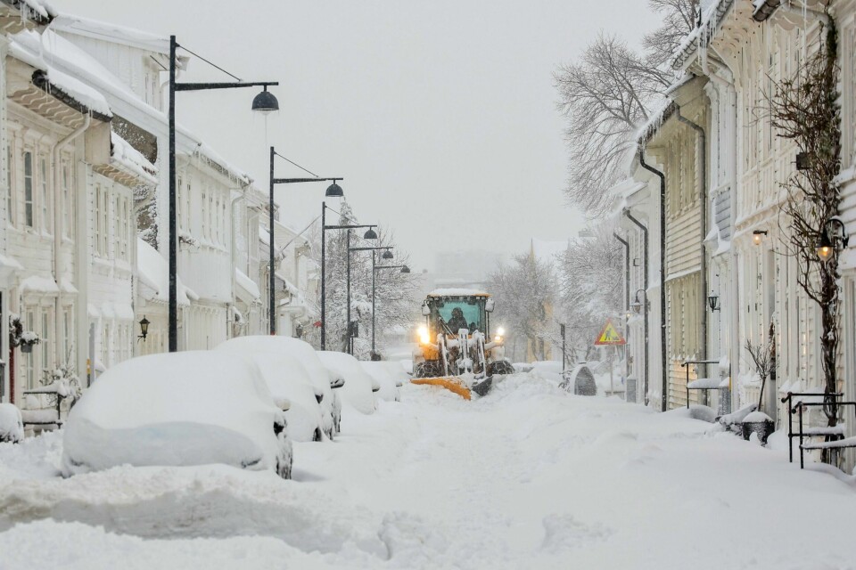 Mye snø har kommet på Sørlandet første nyttårsdag. Her fra Kvadraturen i sentrum av Kristiansand. Mye snø har kommet på Sørlandet første nyttårsdag. Her fra Kvadraturen i sentrum av Kristiansand. Foto: Tor Erik Schrøder / NTB