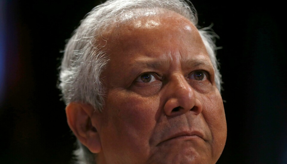 Fredsprisvinner Muhammad Yunus har blitt dømt til seks måneder i fengsel i Bangladesh for brudd på landets arbeidslov. Fredsprisvinner Muhammad Yunus har blitt dømt til seks måneder i fengsel i Bangladesh for brudd på landets arbeidslov. Foto: Charles Dharapak / AP / NTB