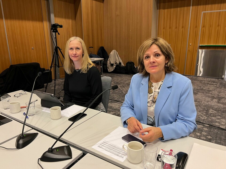 Renate Larsen, styreleder, og Marit Lind, administrerende direktør, i Helse Nord under styremøtet tirsdag, der det diskuteres hvordan fremtidens sykehusstruktur skal se ut. Styremøte i Helse Nord, januar 2024.