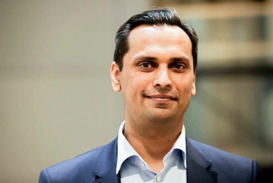 Det har litt preg av frekkhetens nådegave når Ap kritiserer så sterkt omtrent før de har fått ryddet seg ut av kontorene rundt om i landet, skriver Høyres Mudassar Kapur. Høyres Mudassar Kapur