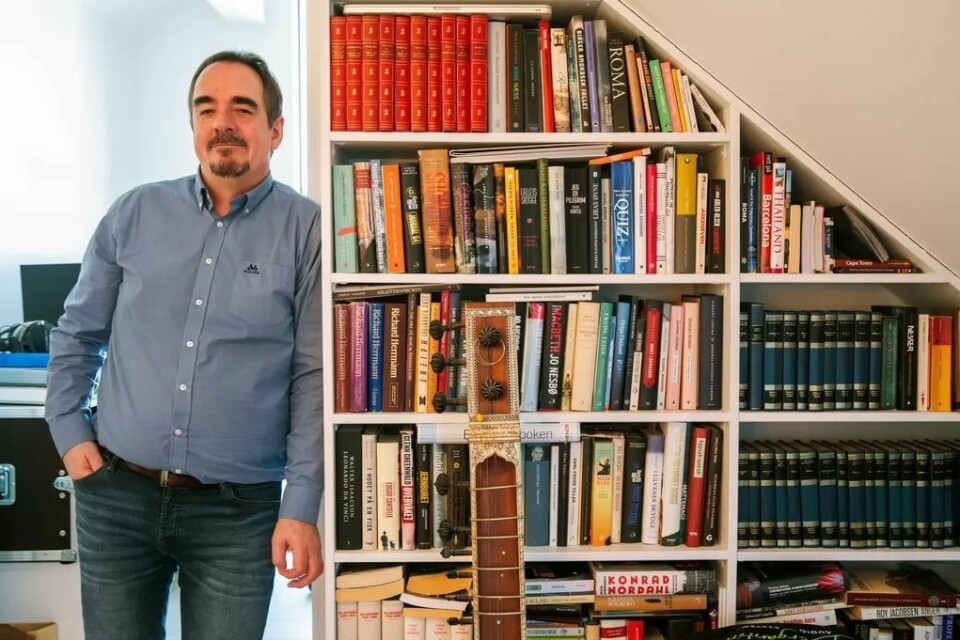 Ingvar Ambjørnsen og Jens Bjørneboe var tidligere favoritter for Brede Edvardsen. Nå leser han mest faglitteratur. Ingvar Ambjørnsen og Jens Bjørneboe var tidligere favoritter for Brede. Nå leser han mest faglitteratur.Foto: Jan-Erik Østlie/FriFagbevegelse