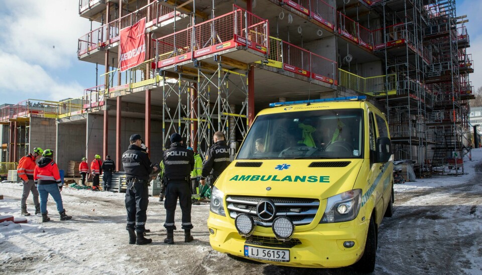 I fjor omkom 26 personer i ulykker mens de var på jobb. Det er én mindre enn i fjor. mest utsatt for arbeidsulykker er arbeidstakere over 55 år, viser tall fra Arbeidstilsynet. I fjor omkom 26 personer i ulykker mens de var på jobb. Det er én mindre enn i fjor. mest utsatt for arbeidsulykker er arbeidstakere over 55 år, viser tall fra Arbeidstilsynet. Foto: Terje Pedersen / NTB