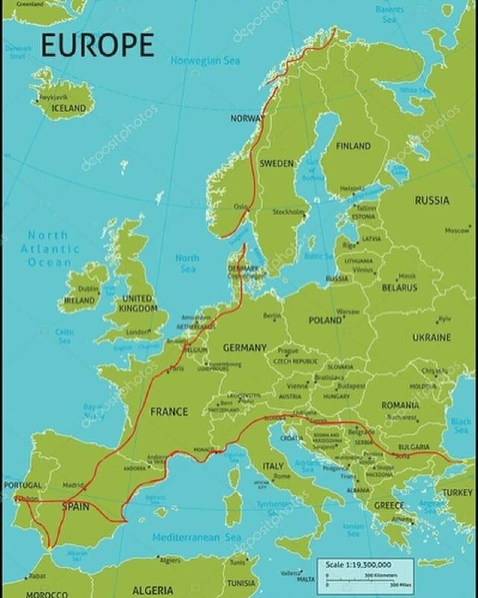 Her er hele ruten som Akhlaghi har tilbakelagt. Turen startet i Istanbul før den endte opp på Nordkapp seks måneder senere. Hadi Akhlaghi syklet Europa på langs og tvers.