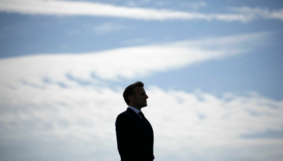 President Emmanuel Macron har tatt en stor risiko ved å utlyse nyvalg i en tid der ytre høyre har kraftig medvind, mener flere analytikere. President Emmanuel Macron har tatt en stor risiko ved å utlyse nyvalg i en tid der ytre høyre har kraftig medvind, mener flere analytikere. Foto: Christophe Ena / AP / NTB