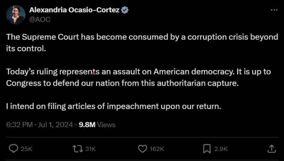 Demokrat og kongressmedlem, Alexandria Ocasio-Cortez, skriver på X at hun ønsker å åpne riksrettssak mot høyesterettsdommere. Alexandria Ocasio-Cortez