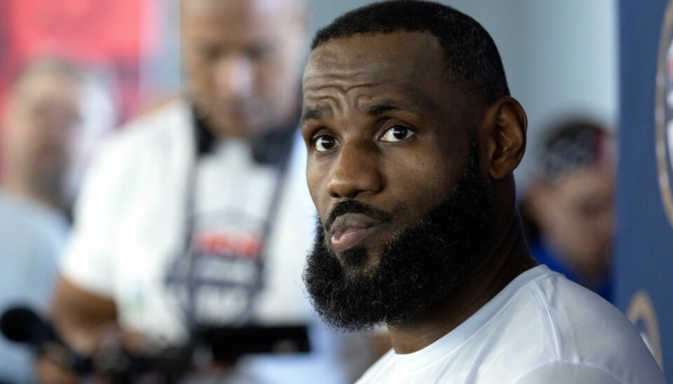 LeBron James har skrevet under ny kontrakt med Los Angeles Lakers. LeBron James har skrevet under ny kontrakt med Los Angeles Lakers. Foto: Steve Marcus / AP / NTB