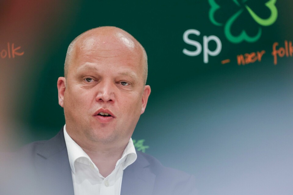 Partileder Trygve Slagsvold Vedum (Sp) har sett medlemstallene og oppslutningen på meningsmålinger falle siden partiet gikk inn i regjering. Partileder Trygve Slagsvold Vedum har ingen grunn til å smile etter Senterpartiets fall på den nyeste målingen til Nationen og Klassekampen. Foto: Jan Langhaug / NTB