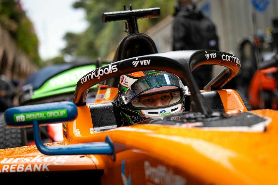 Formel 2-fører Dennis Hauger klarte ikke å hevde seg helt i toppen på Silverstone søndag. Formel 2-fører Dennis Hauger. Foto: SIPA USA /Dppi/DPPI/IPA Sport 2 / ipa-agency.net / NTB