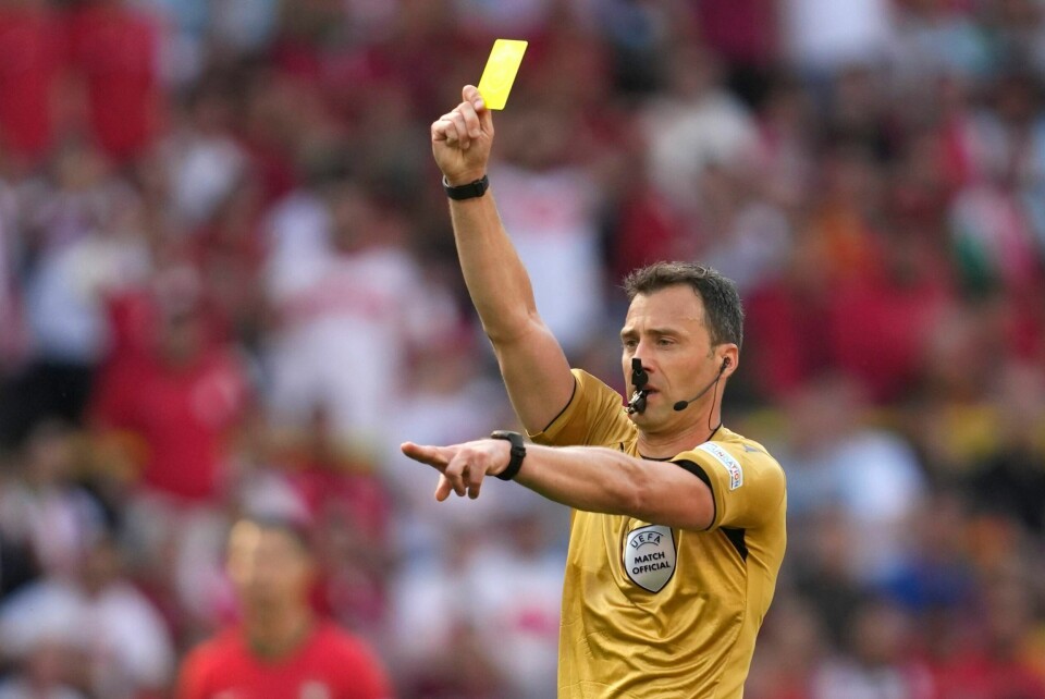 Felix Zwayer skal dømme EM-semifinale onsdag. Felix Zwayer har blitt tildelt EM-semifinalen mellom England og Nederland. Foto: Darko Vojinovic / AP / NTB.