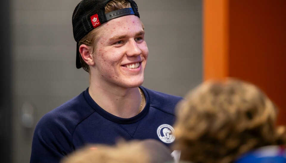 Michael Brandsegg-Nygård har tegnet en treårsavtale med Detroit Red Wings. Ishockeyspilleren Michael Brandsegg-Nygård (18) kan bli draftet i 1. runde i NHL Foto: Frederik Ringnes / NTB
