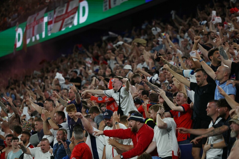 Fotball-EM er en fest for mange. Men noen gruer seg til hvert eneste store mesterskap. Soccer Football - Euro 2024 - Semi Final - Netherlands v England - Dortmund BVB Stadion, Dortmund, Germany - July 10, 2024 England fans celebrate after the match REUTERS/Lee Smith