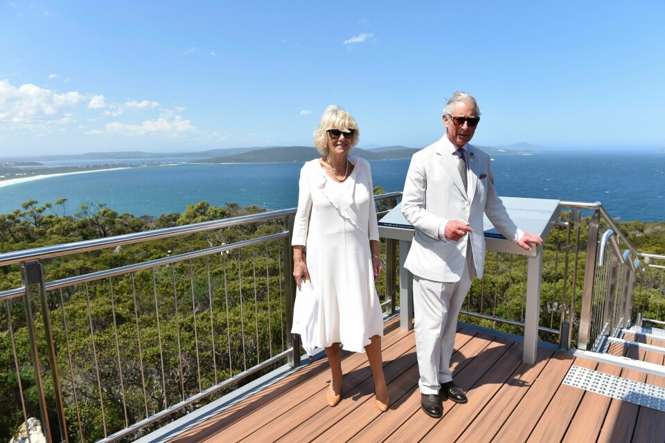 Charles og Camilla har også tidligere vært i Australia, men reisen i oktober, blir deres første besøk i landet etter at Charles ble konge. Det er også første gang en sittende britisk monark- som også er statsoverhode i Australia -besøker landet siden dronning Elizabeth var der i 2011. Arkivfoto. Charles og Camilla har også tidligere vært i Australia, men reisen i oktober, blir deres første besøk i landet etter at Charles ble konge. Det er også første gang en sittende britisk monark- som også er statsoverhode i Australia -besøker landet siden dronning Elizabeth var der i 2011. Arkivfoto: Tracey Nearmy / AP / NTB