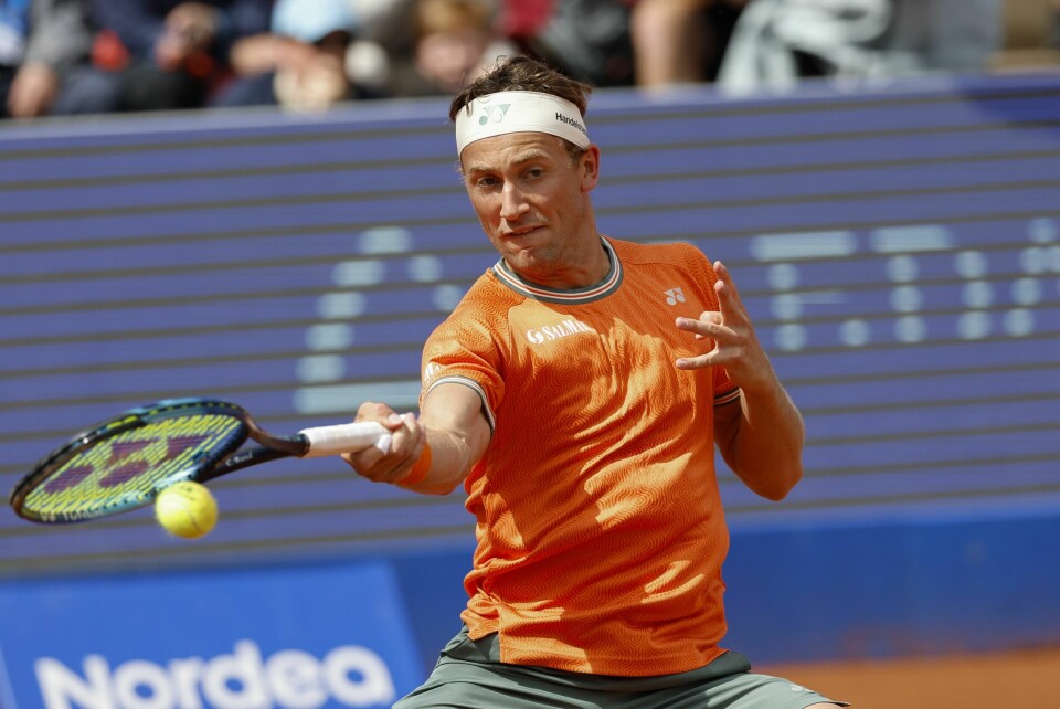 Casper Ruud røk hodestups ut av ATP 250-turneringen i svenske Båstad. Casper Ruud er tatt ut på det europeiske laget i Laver Cup. Foto: Adam Ihse/TT / NTB