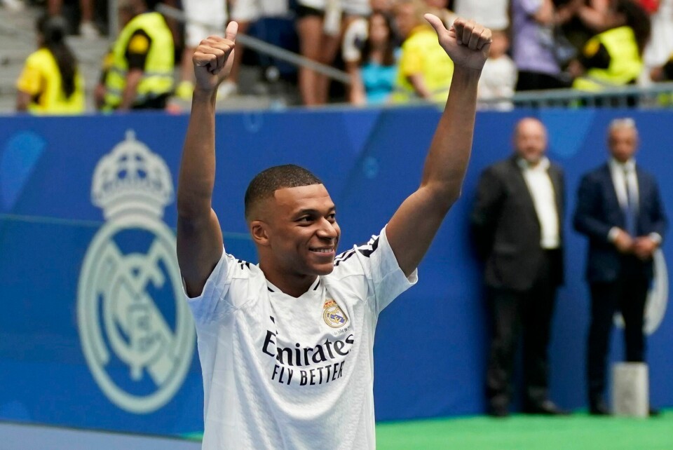 Kylian Mbappé ble presentert for Real Madrid-publikummet tirsdag. Kylian Mbappé ble presentert for Real Madrid-publikummet tirsdag. Foto: Andrea Comas / AP / NTB
