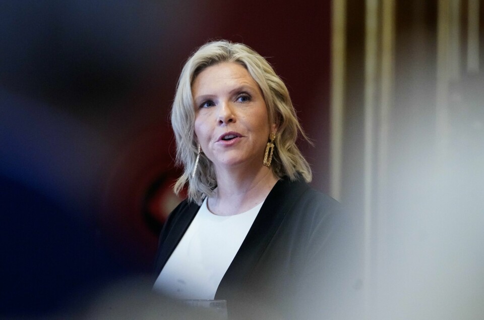 Sylvi Listhaug (Frp) har all grunn til å juble over de siste meningsmålingstallene fra eget hjemfylke. – Det burde vært elementært for alle statsråder, selv i denne regjeringen, at departementene ikke er en egnet sjekkearena for statsråder, sier Frp-leder Sylvi Listhaug. Foto: Ole Berg-Rusten / NTB