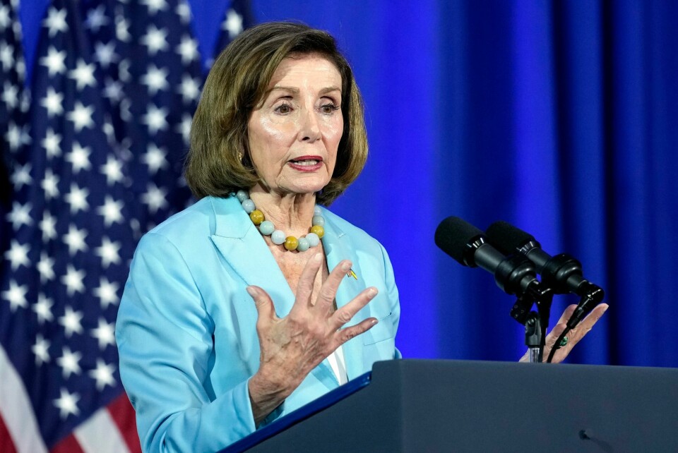 Nancy Pelosi fotografert i fjor sommer på et arrangement i Washington. Den tidligere lederen for Representantenes hus har ikke uttalt seg om hvorvidt hun støtter Kamala Harris. Nancy Pelosi fotografert i fjor sommer på et arrangement i Washington. Den tidligere lederen for Representantenes hus har ikke uttalt seg om hvorvidt hun støtter Kamala Harris. Foto: Susan Walsh / AP / NTB