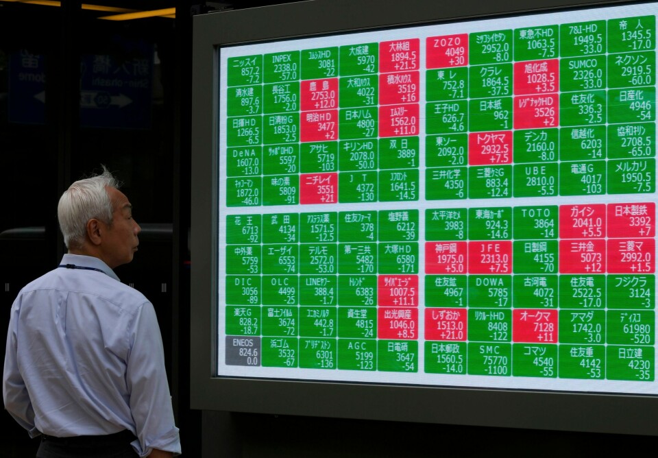 Nikkei-indeksen i Tokyo var ned 3,28 prosent torsdag. Også på Wall Street har det vært kraftige børsfall. Illustrasjonsfoto. Nikkei-indeksen i Tokyo var ned 3,28 prosent torsdag. Også på Wall Street har det vært kraftige børsfall. Illustrasjonsfoto: Shuji Kajiyama / AP / NTB